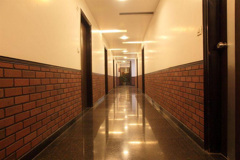Hotel Lohmod At National Highway 8 - Free Airport Transffer New Delhi Exterior foto