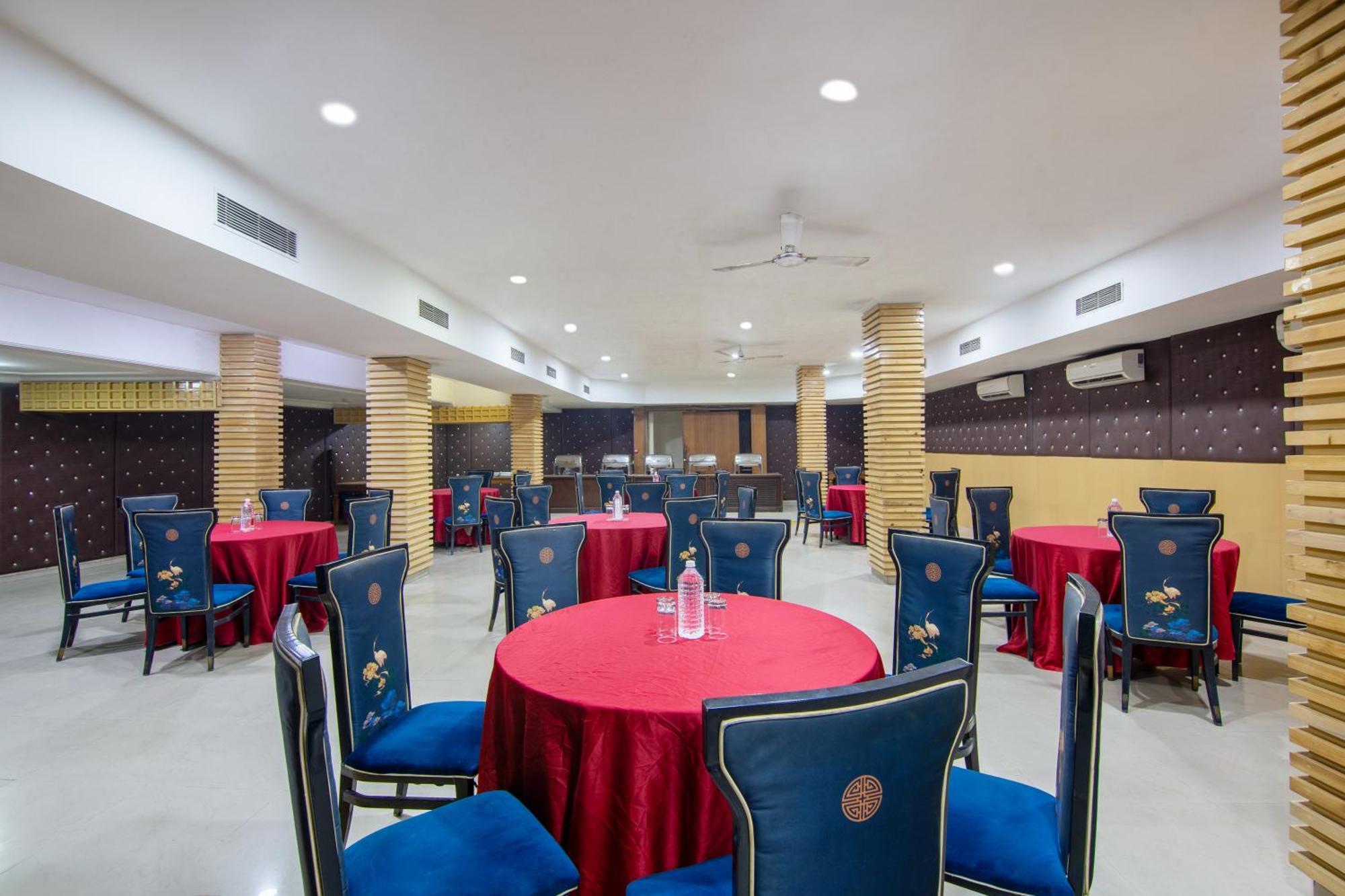 Hotel Lohmod At National Highway 8 - Free Airport Transffer New Delhi Exterior foto