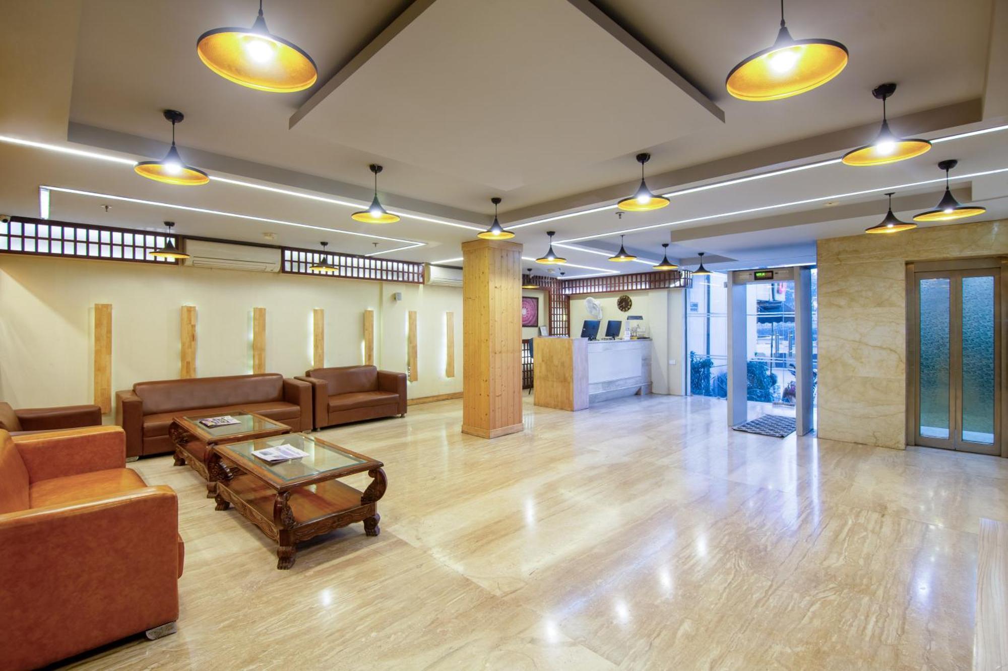 Hotel Lohmod At National Highway 8 - Free Airport Transffer New Delhi Exterior foto