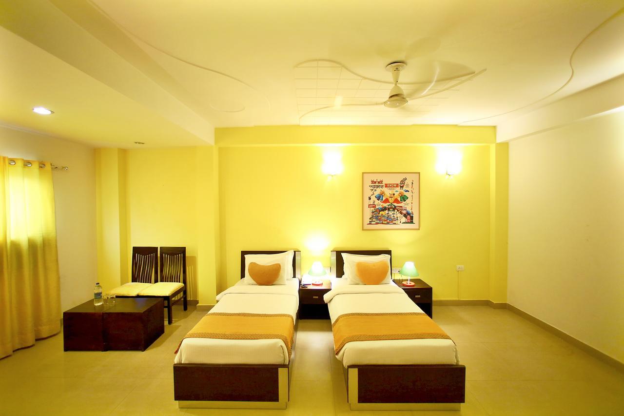 Hotel Lohmod At National Highway 8 - Free Airport Transffer New Delhi Exterior foto