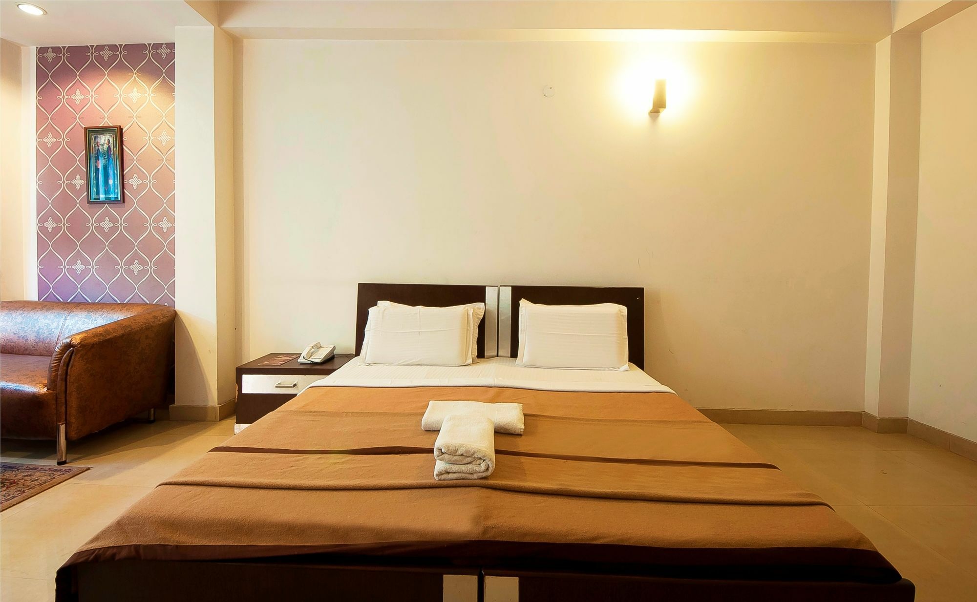 Hotel Lohmod At National Highway 8 - Free Airport Transffer New Delhi Exterior foto