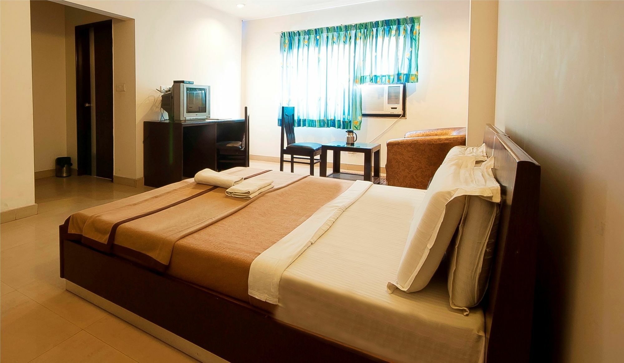 Hotel Lohmod At National Highway 8 - Free Airport Transffer New Delhi Exterior foto